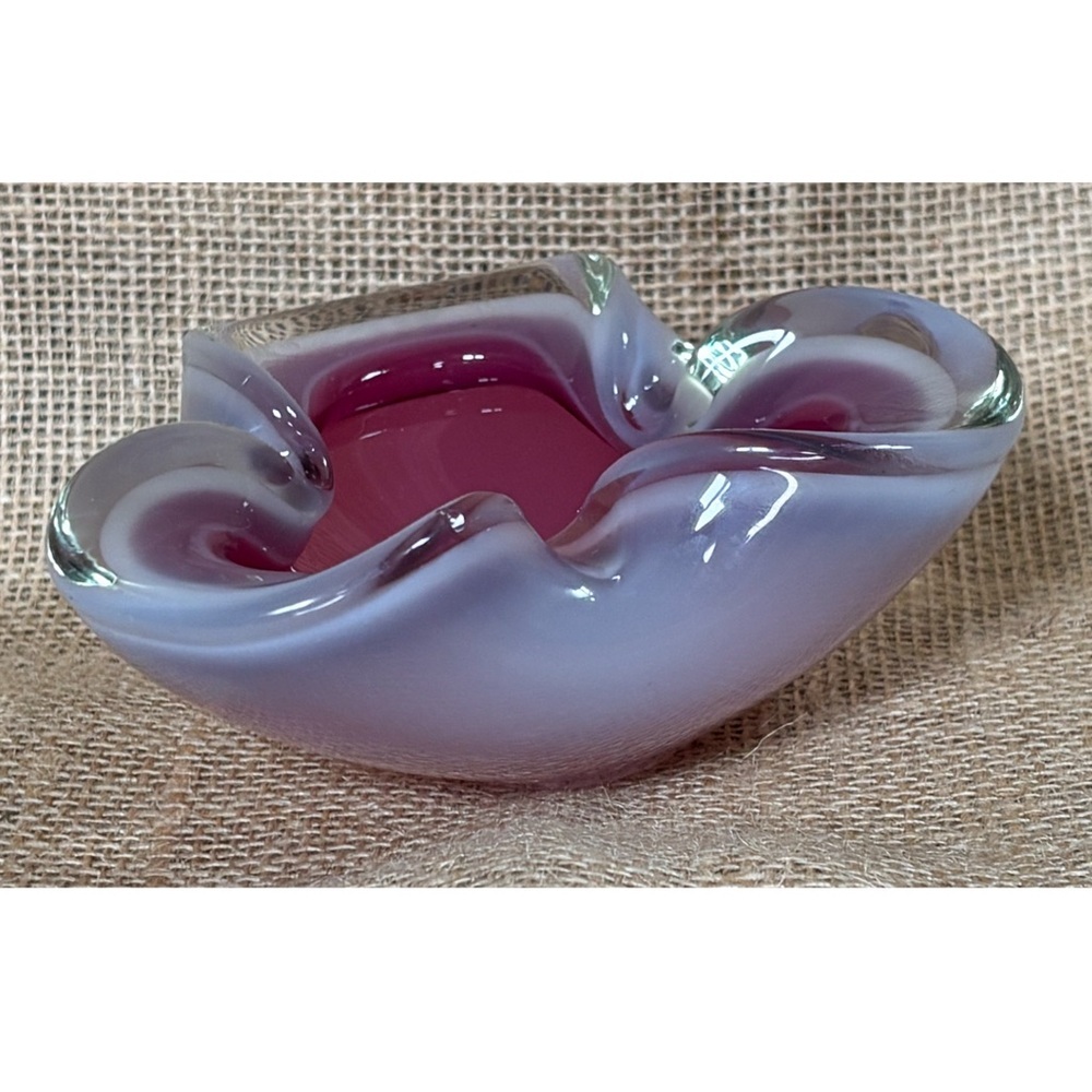 Vintage Pink Opaline Cased Glass Ashtray Trinket Dish Bowl Mid Century Modern - Picture 2 of 8